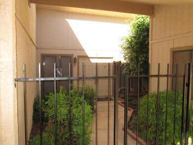 7302 S Mcallister Ave, Tempe, AZ 85283 - photo 5