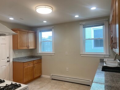 69 Newton St unit 3R, Somerville, MA 02143 - photo 2