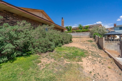 737 Carma Way-014