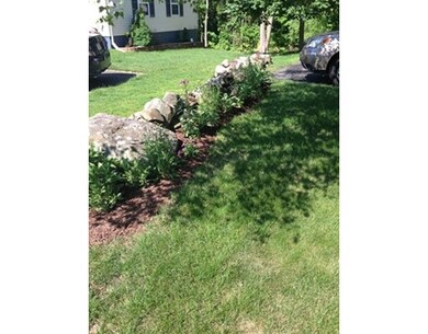 3 Wayne Ct, Holyoke, MA 01040 - photo 4