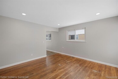 650 Eugene St, Ypsilanti, MI 48198 - photo 4