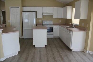 330 Tavernier Dr, Oldsmar, FL 34677 - photo 3