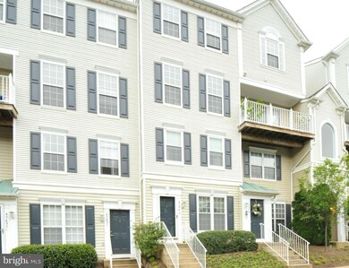 45489 Caboose Terrace unit 65, Sterling, VA 20166 - photo 2