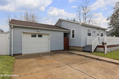 22 Carter Ave, North Middletown, NJ 07748 - photo 2