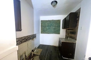 2925-2927 W Buena Vista St, Detroit, MI 48238 - photo 5