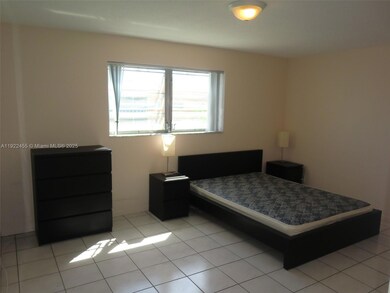 233 NE 14th Ave unit 402, Hallandale Beach, FL 33009 - photo 5