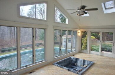 3810 Hollyberry Dr, Huntingtown, MD 20639 - photo 2