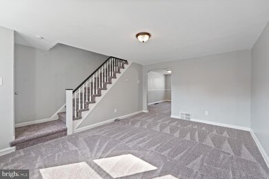 127 Weymouth Rd, Darby, PA 19023 - photo 4
