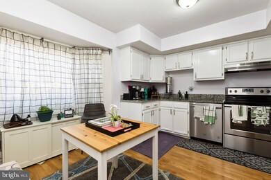 3318 Ladino Ct, Woodbridge, VA 22193 - photo 4