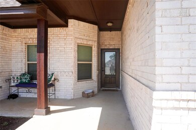 301 Titus Ave, Springtown, TX 76082 - photo 4