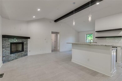 417 NW 7th St, Bentonville, AR 72712 - photo 3