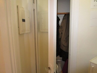 122 Riverway unit 3, Boston, MA 02215 - photo 7