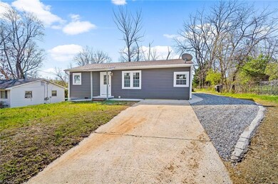 310 Friendly Ave, High Point, NC 27260 - photo 2