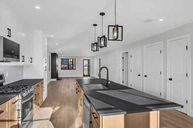 109 Rutherford Ave unit 2, Boston, MA 02129 - photo 3