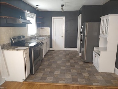 126 Cherokee Rd, Hampton, VA 23661 - photo 7