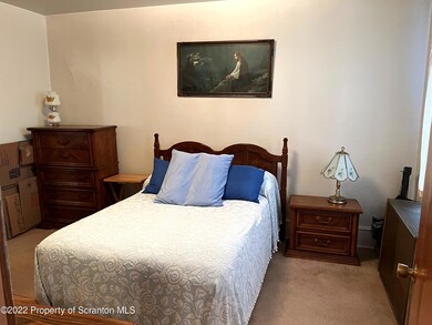 1113 Lloyd St, Scranton, PA 18508 - photo 7