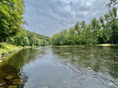 0 Pa-590 unit PWB203532, Lackawaxen, PA 18435 - photo 3