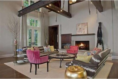 100 Suffolk Rd, Chestnut Hill, MA 02467 - photo 5