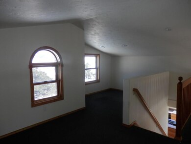 1/2 story area