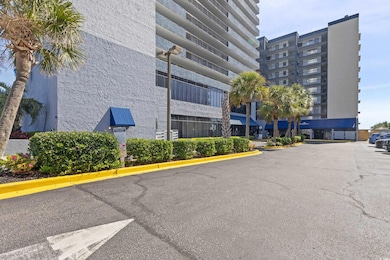 View of front of Bluewater Resort