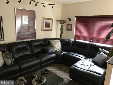 8322 Township Dr, Owings Mills, MD 21117 - photo 3