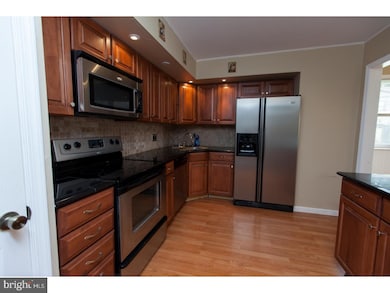 196 Bishop Dr, Aston, PA 19014 - photo 3