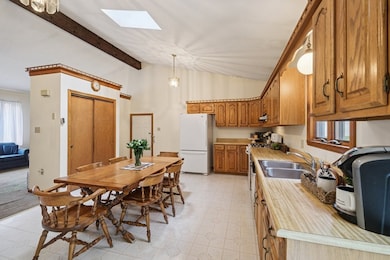 35 Swan Ave, Methuen, MA 01844 - photo 6