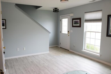 6915 Arbor Creek Dr, Louisville, KY 40228 - photo 2