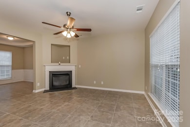 5307 Peachwood Dr, Charlotte, NC 28216 - photo 3