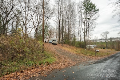 9336 Pinewood Ave, Charlotte, NC 28214 - photo 7