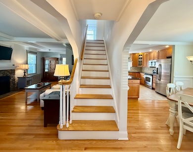 81 Newton St, Stratford, CT 06614 - photo 3