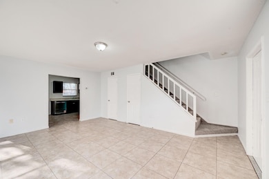 2019 Oleander Blvd unit B, Fort Pierce, FL 34950 - photo 4