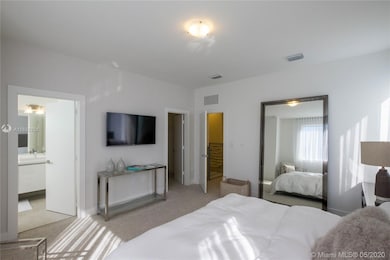 7215 NW 103rd Path unit 7215, Doral, FL 33178 - photo 4