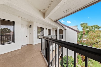 5380 Cedar Lake 304 Dr unit 304, Boynton Beach, FL 33437 - photo 2