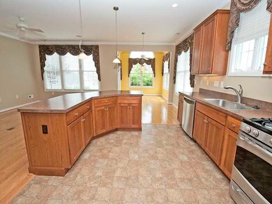 Kitchen. The beautiful and efficient kitchen featu