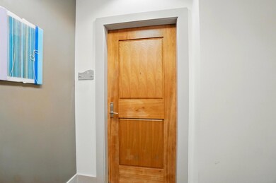 Entry to Wonderfully Remodeled 902