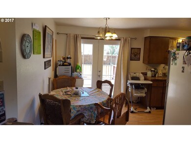 135 Valley St, Halfway, OR 97834 - photo 5