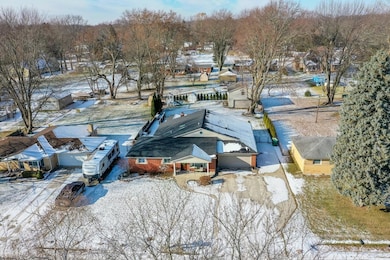 38867 Winkler St, Harrison Township, MI 48045 - photo 2