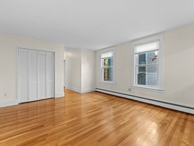 106 Pleasant St unit 2, Cambridge, MA 02139 - photo 2