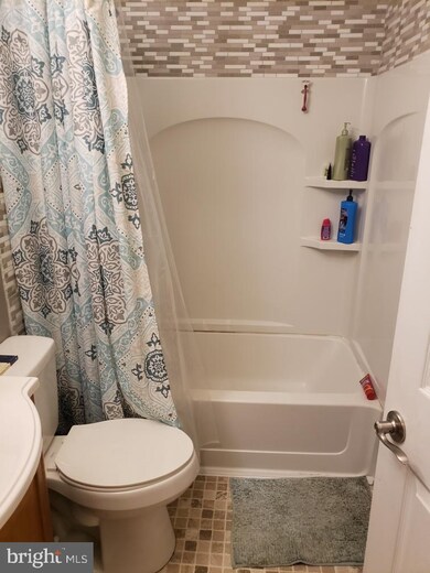 407 Tamara Cir, Newark, DE 19711 - photo 4