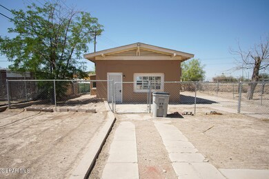 7600 Franklin Dr unit Rear, El Paso, TX 79915 - photo 3