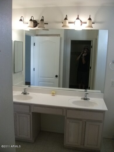 Double Sinks