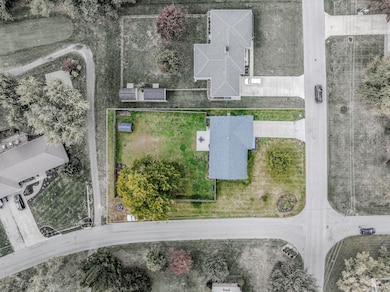 8701 W Butternut Rd, Muncie, IN 47304 - photo 2