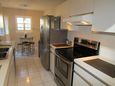 Eat in kitchen