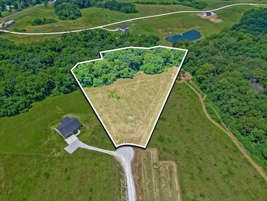 15000 Meriwether Ct, Boonville, MO 65233 - photo 2