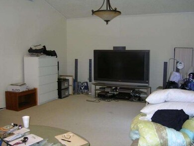 Living Rm