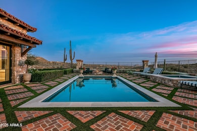 002_Hilltop Panorama
