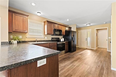 9871 N Lewis Ave, Kansas City, MO 64157 - photo 4