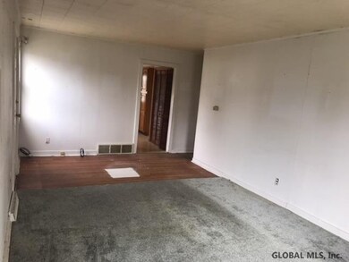 43 Wilkins Ave, Albany, NY 12205 - photo 4