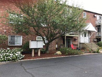 90-92 Sandwich Rd unit 5, Buzzards Bay, MA 02532 - photo 2